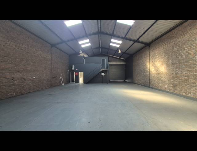280M² FACTORY TO LET IN ANDERBOLT